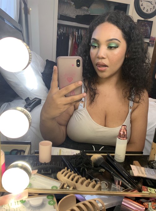 hii🖤 #nsfwtwtًً https://t.co/yrGv1MGpqx<a href="/tag/nsfwtwt%D9%8B%D9%8B"class="tags">#nsfwtwtًً</a>