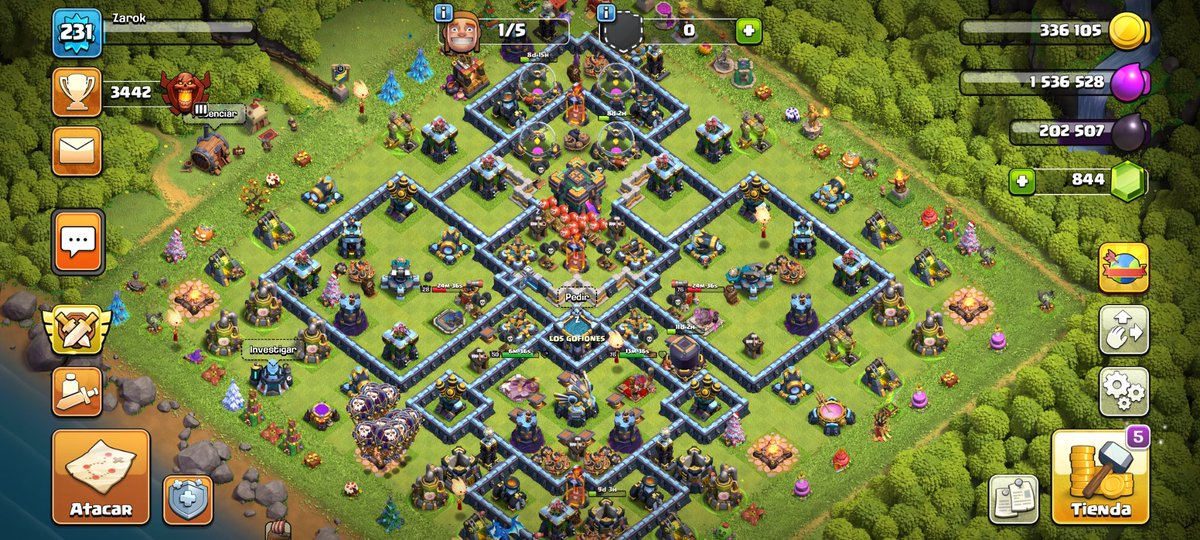 Busco clan activo para mi cuenta grande th14 recién subido estoy de vuelta en Clash of Clans