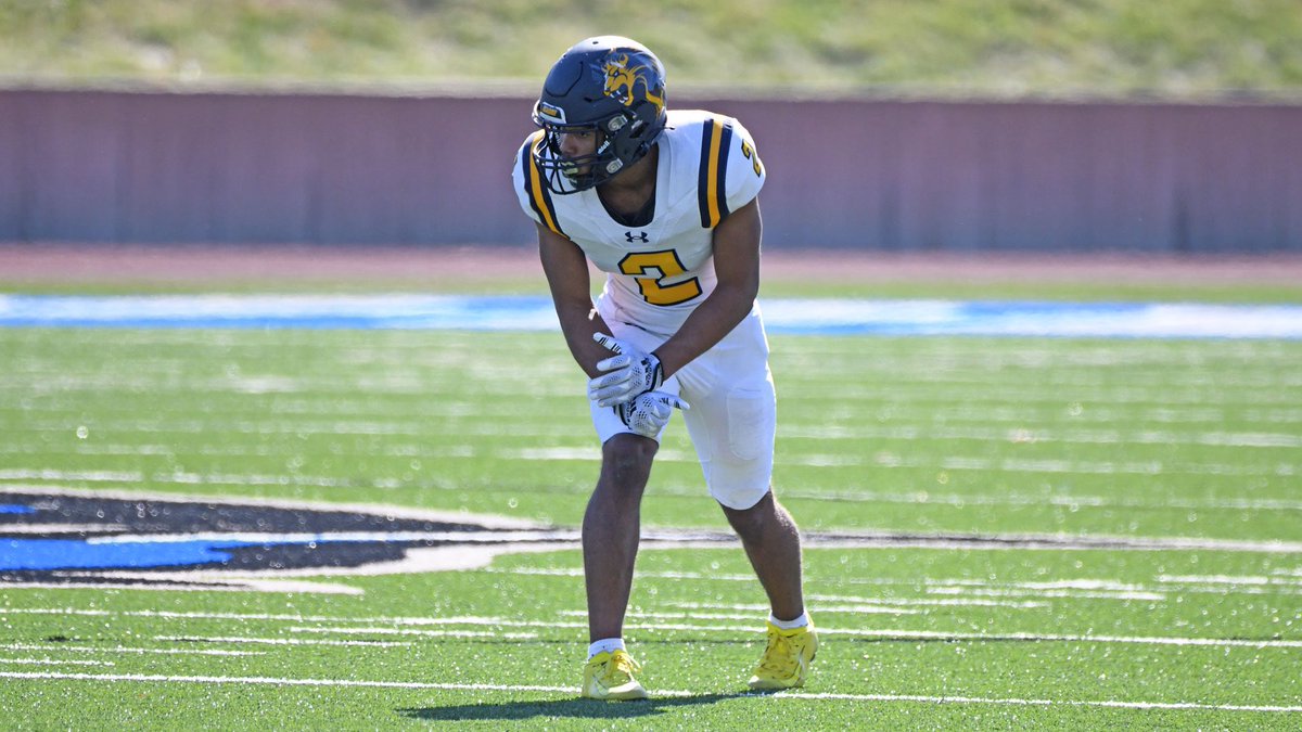 #AGTG Blessed to receive my first official offer from <a href="/ClarkePrideFB/">Clarke Pride Football</a>! Thank you <a href="/trestonwomack/">Coach Womack</a> <a href="/CoachHicksCU/">Adam Hicks</a> for the opportunity! 
#ttp