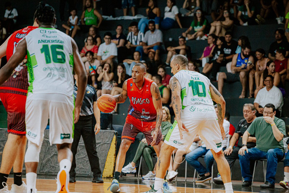 Prefeitura de Osasco - 🏀⛹🏻 QUE TAL ASSISTIR UM JOGO DE BASQUETE HOJE EM  OZ?! Hoje o time de Basquete Masculino de Osasco enfrentará o Mogi das  Cruzes, no Ginásio Geodésico. O