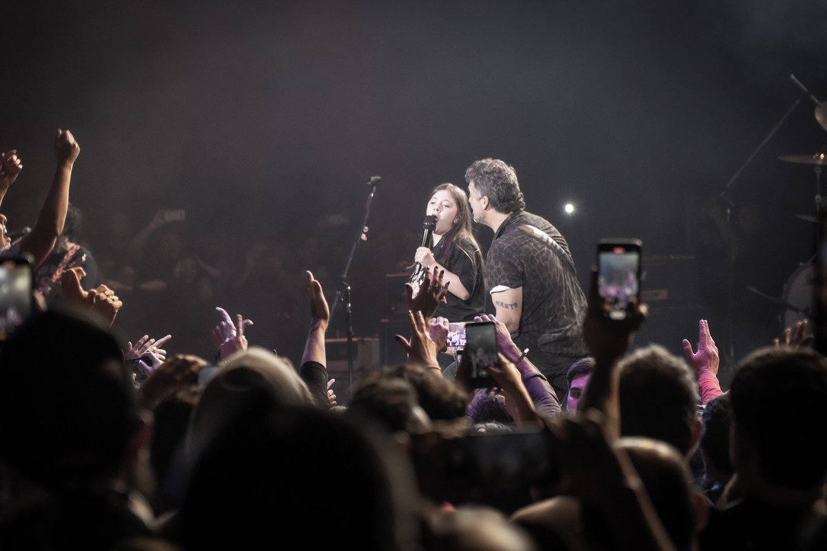 javisantillanph's tweet photo. Circo Calesita.
@bulldog.oficial en vivo para el @slampunkfestival en el @lunaparkstadium 

#fotografia #fotografíaconciertos #photography #photooftheday #lunapark #bulldog #punkrock #festipunk https://t.co/M19WCm8Dqg