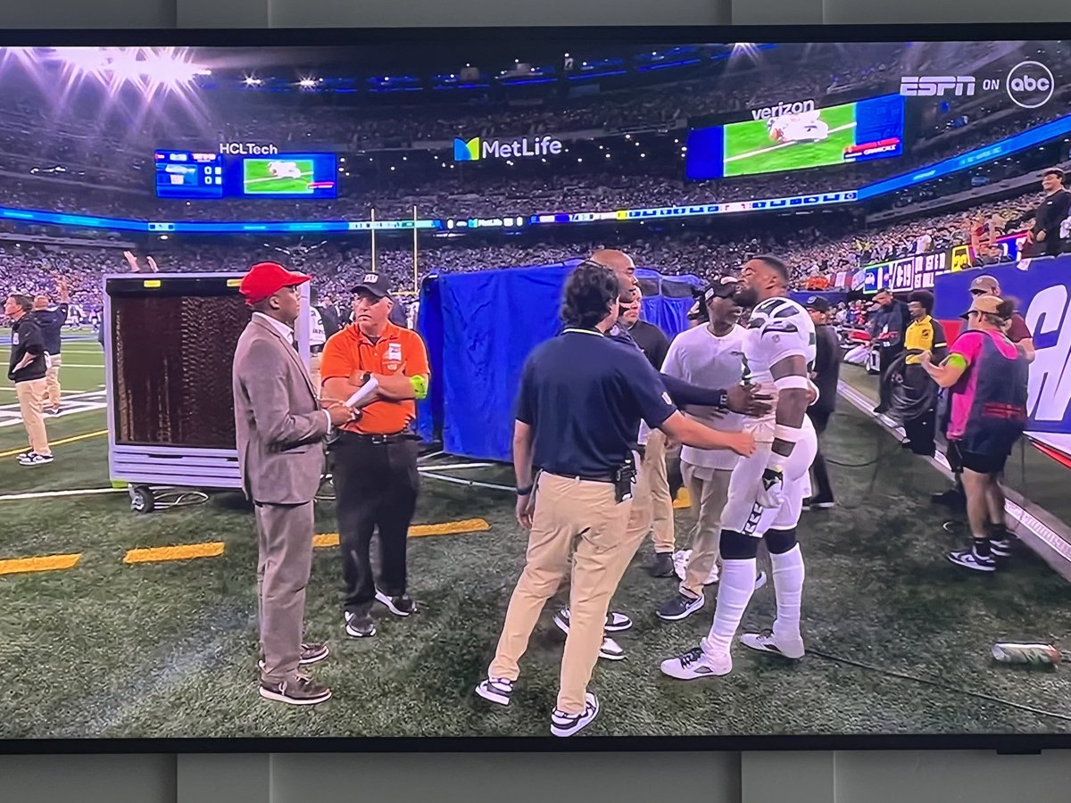 Theron Enns tweet media