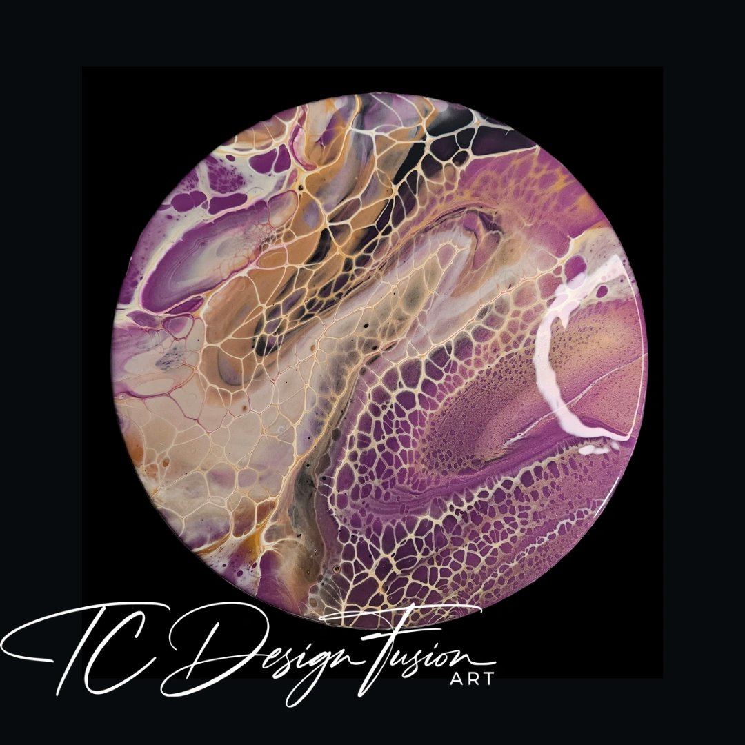 tcdesignfusion's tweet photo. My first time trying to use gold cell activator. Now that it works, just wait for what I'm about to do. #tcdf #tcdesignfusion #painting #blooms #acrylic #swipes #fluidart #acrylicfluidart https://t.co/BHxlrnj7YE