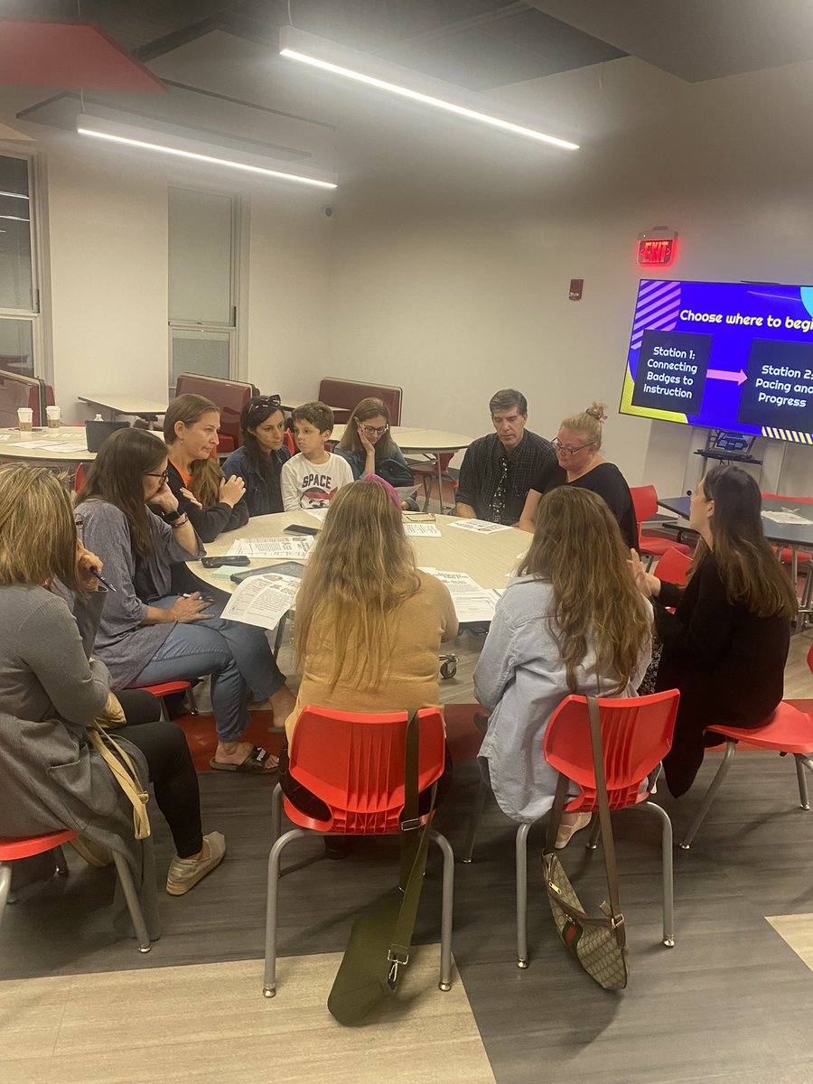 Jackson Ave School tweet media