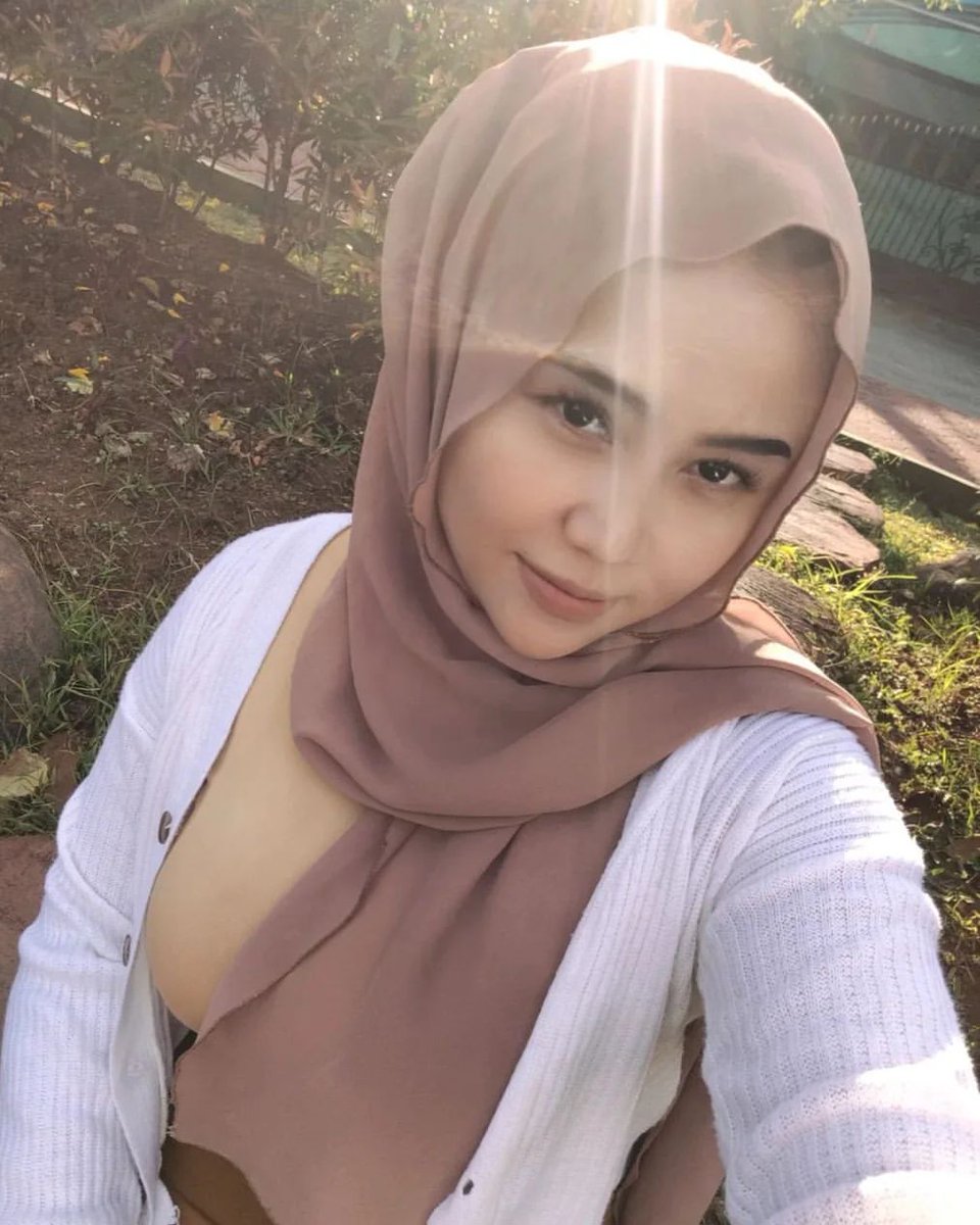 chibigfjaz's tweet photo. Pengen liat yang gede https://t.co/LYR5a8Do23