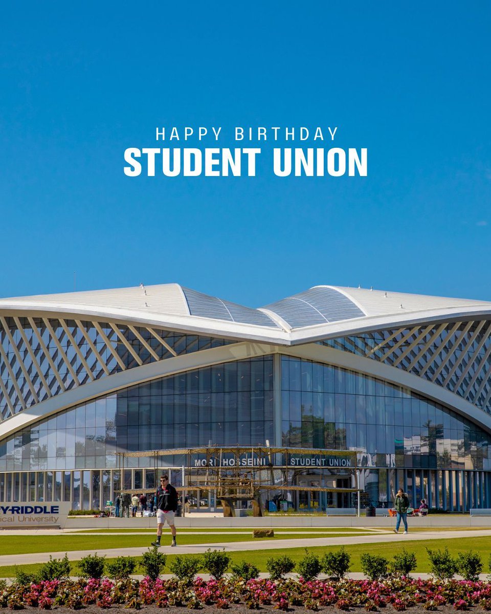 Wishing a 𝗛𝗔𝗣𝗣𝗬 𝟱𝗧𝗛 𝗕𝗜𝗥𝗧𝗛𝗗𝗔𝗬 to our iconic Mori Hosseini Student Union. 🎂🎉🎁