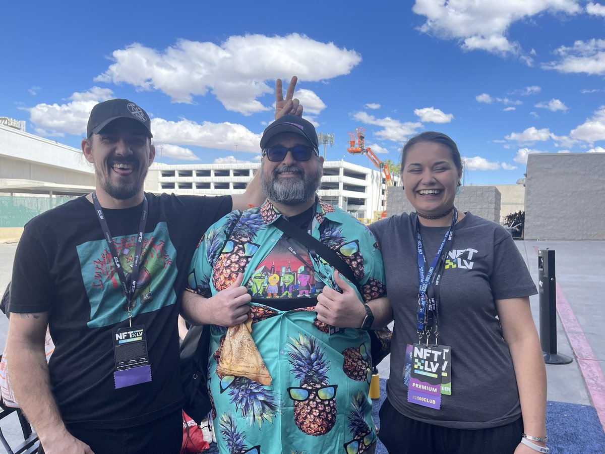 THE LURKERS tweet media