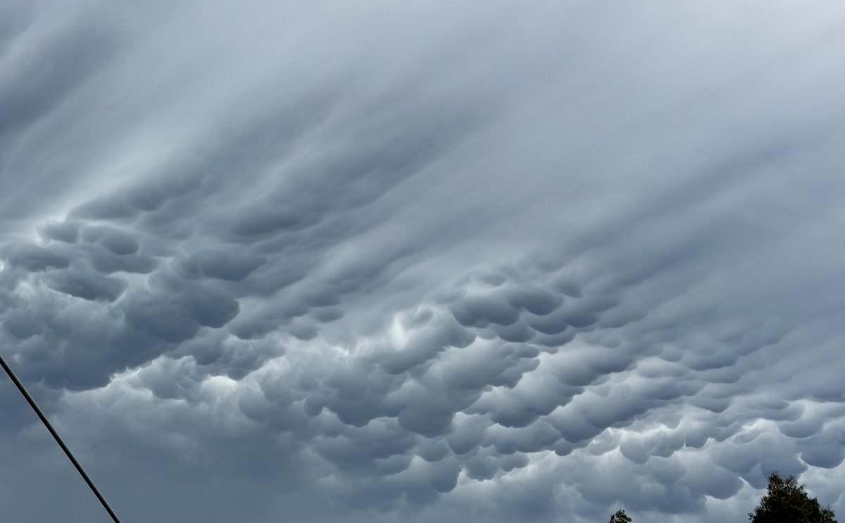 #janesweather Mammatus clouds over Bacchus Marsh