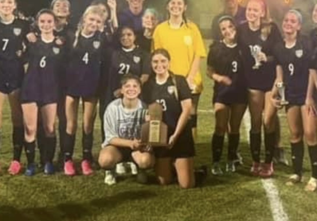 ChiefHuntSPD's tweet photo. Why does a District Championship feel more like a loss than a win? When your senior realizes its her last game at the patch. 😢 Lots of emotions tonight. https://t.co/Xia7GUJJp5