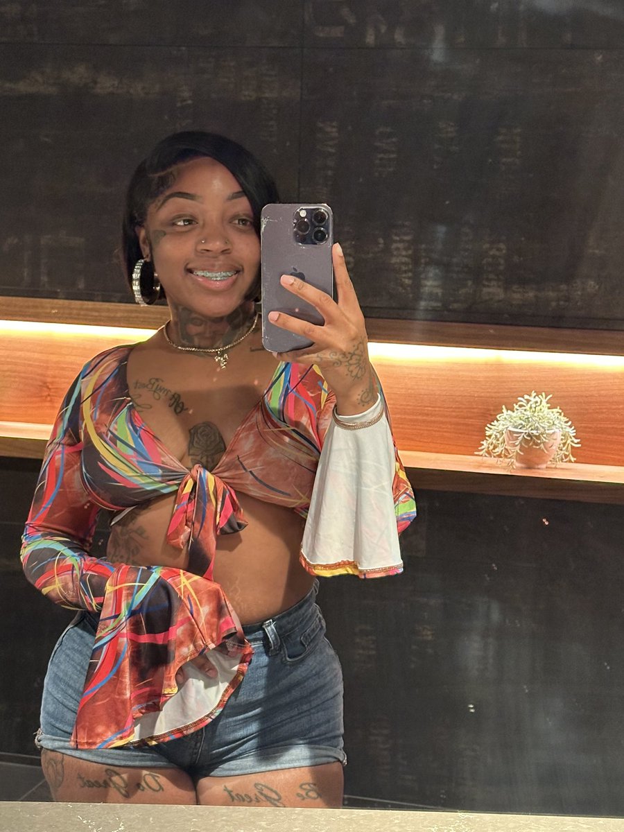 AssAndAttitude's tweet image. i got a thing for you &amp;amp; i can’t let go