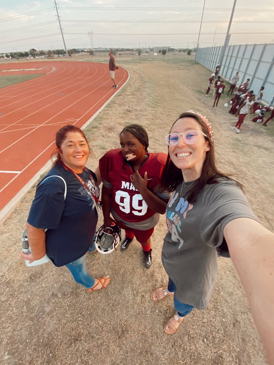 Goshhhh, this girl has me cheesing so hard!! #99 #girlscanplayonDline 🫶🏼💪🏼