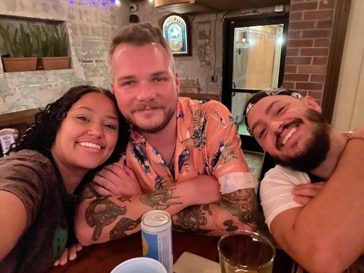 trulywokesteve's tweet photo. Love my friends https://t.co/9r61QDFWLD