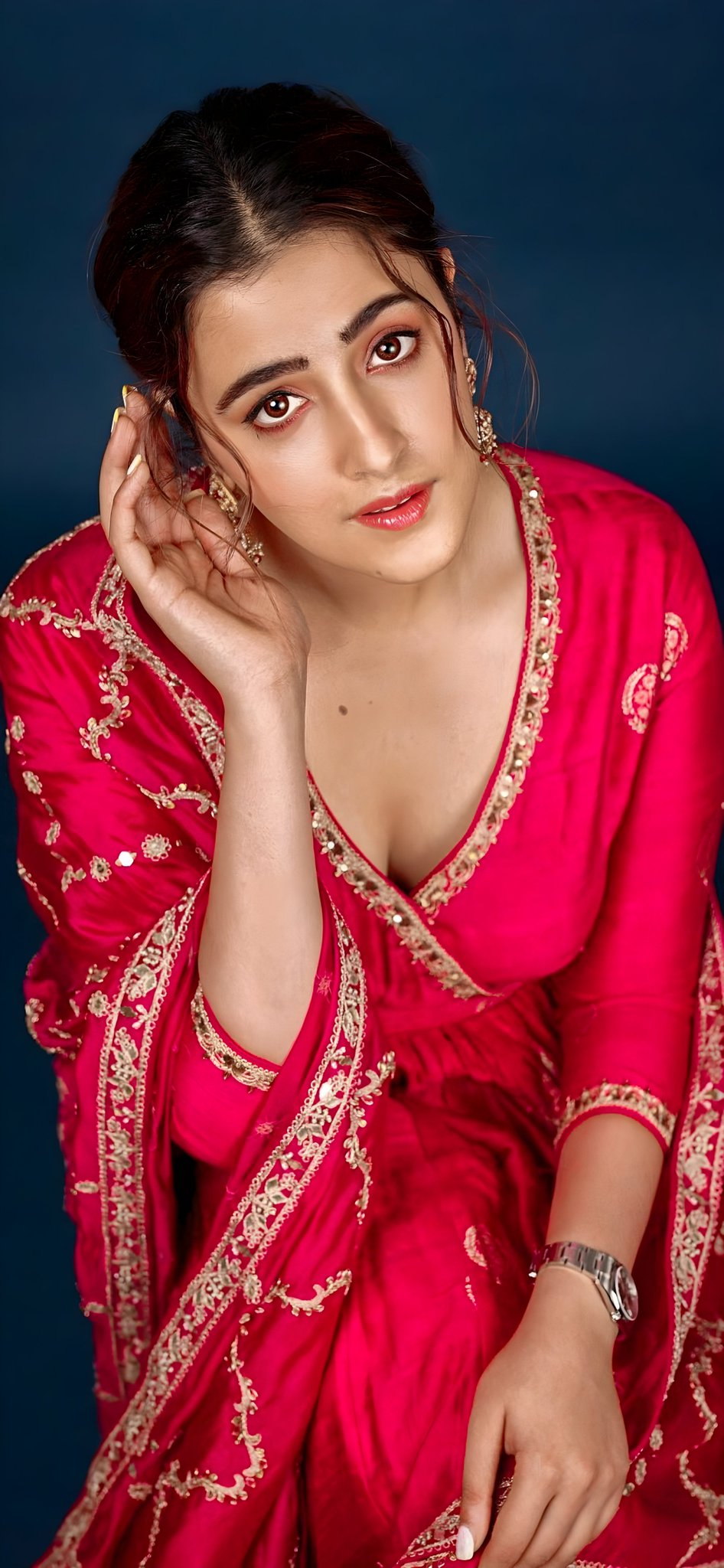 F7el9d2aIAAS-8h?format=jpg&name=large