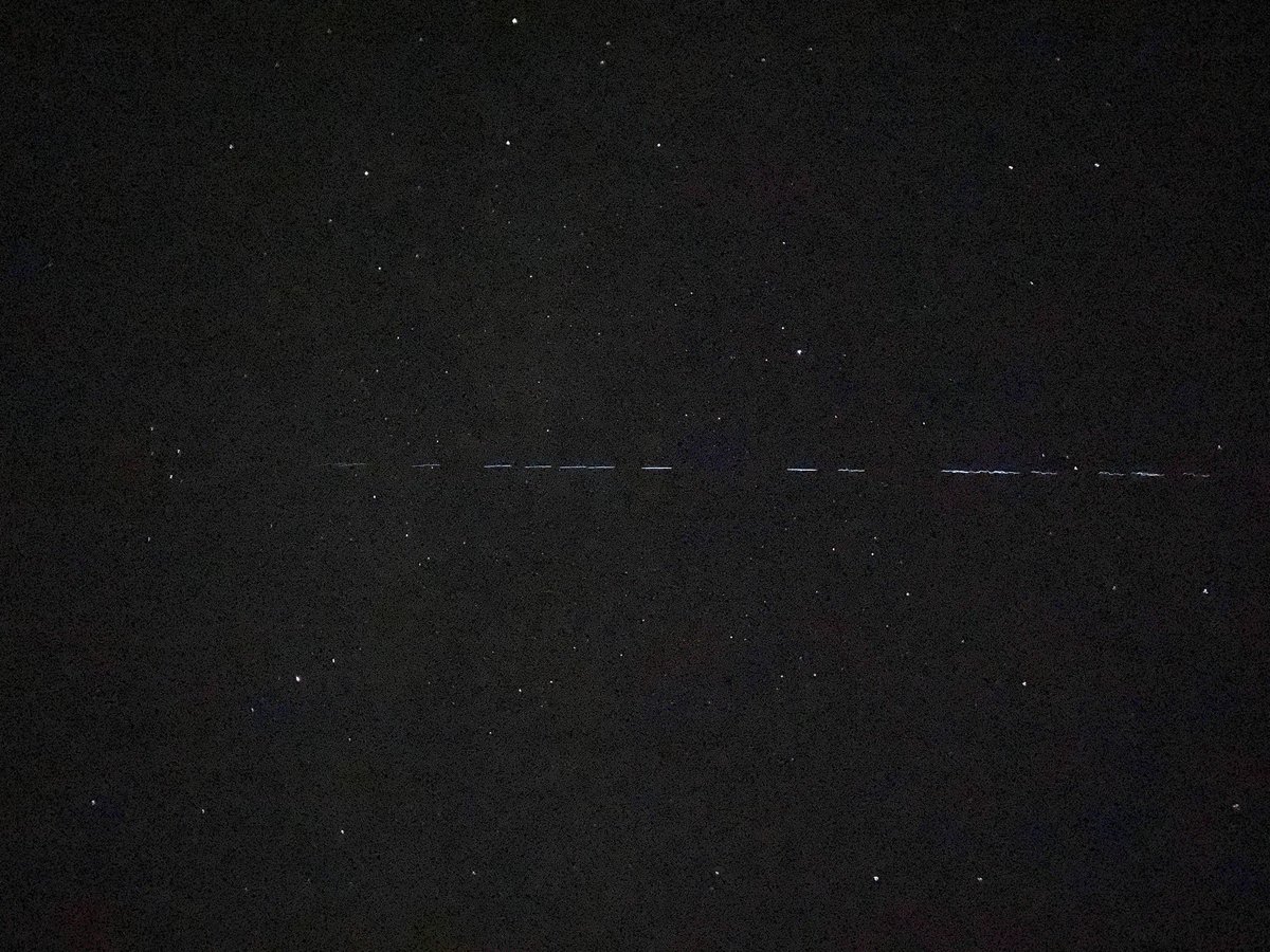 Sebastard724's tweet photo. Shits crazy @elonmusk just watched the #Starlink launch from Auburn, AL https://t.co/xoJEV2E6Ui
