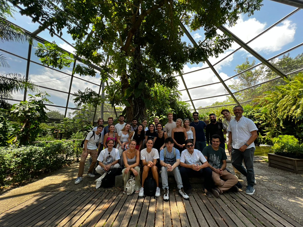 sa_heuwinkel's tweet photo. "How do Amazonian ecological systems influence business + management practices in Belem"

🌿The  "Amazon immersion experience" organised by @FGVEBAPE   started 

#PRODIGEES #Digitalisation

I was delighted  to give a training on 📱#sciencecommunication #mobilefilmmaking https://t.co/wWj7WVHviQ