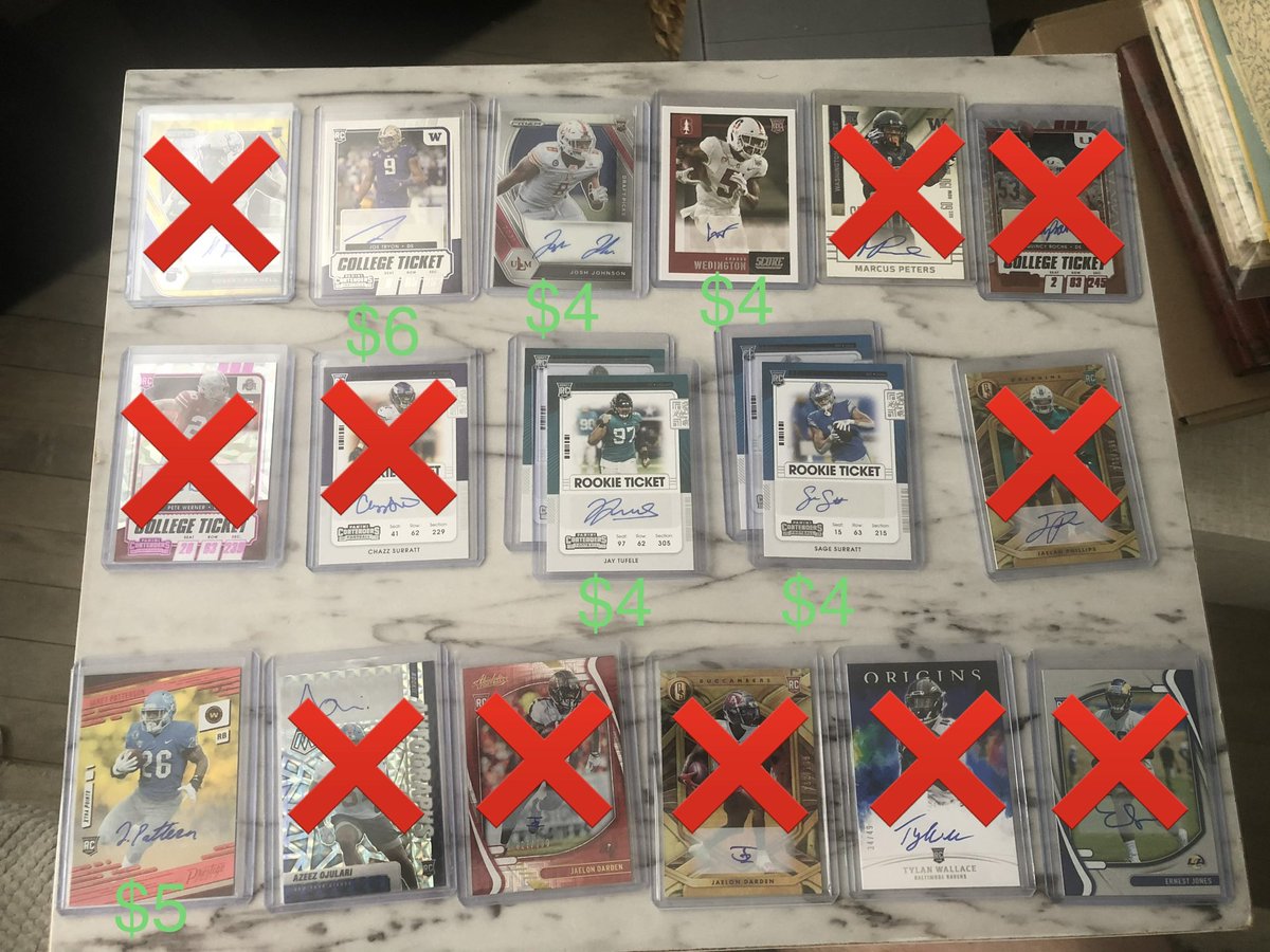 RobRipsCards's tweet photo. @HiveCards @NickPerry8 Bowman, football, and Draft Pick Chronicles Basketball https://t.co/ppz1botdSg