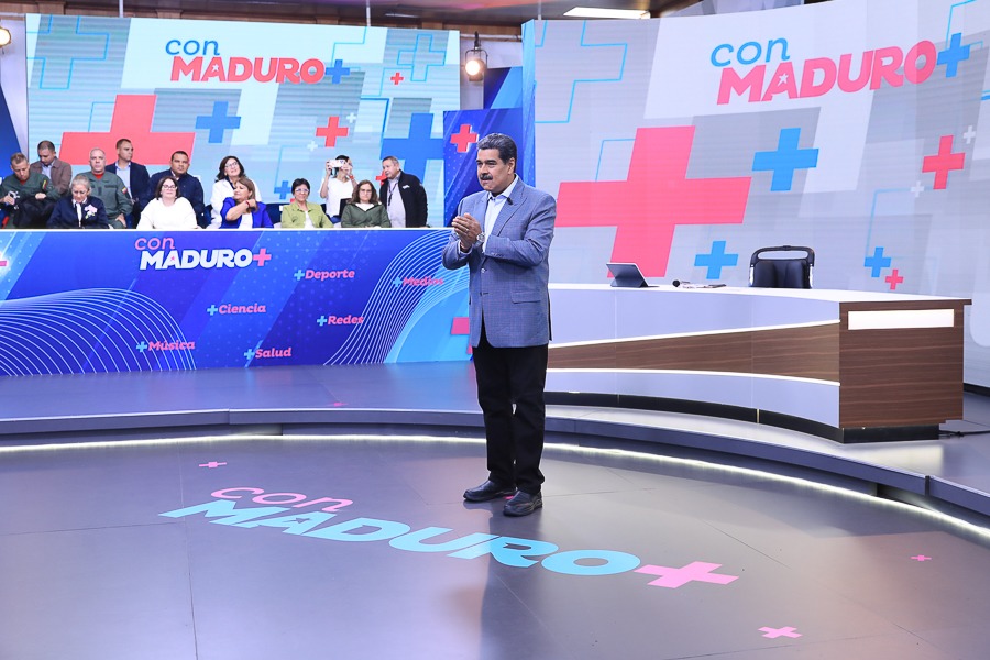 Además, informó que la educación pública y gratuita llega a más del 80% de los estudiantes del país, garantizando así una educación de calidad para la formación del futuro de la nación. #ConMaduroMásEducación