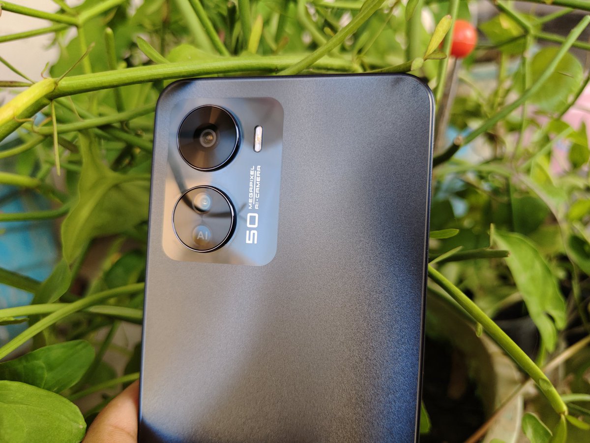 ashishnayakone's tweet photo. Lava Blaze Pro 5G, Sale Start Today
(3rd October) โ
on @amazon or https://t.co/ysqbinM9XF
Just โน12499 catch a FiveG ( #Kingof5G )
Device for Longtime โฅ๏ธ
Watch Details Review
https://t.co/IlBUW985lT
@ashishnayakone
#lavablazepro5g #ProudlyIndian
#ashishnayakone #techtwitter https://t.co/rdfwSBQDCp