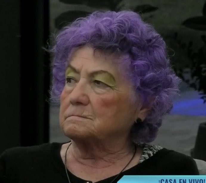 louisecaba's tweet photo. Nadie te quiere ctm te salvaste porque inmundo es prioridad ajjaaj #LaResistenciaLulo https://t.co/lYM1p8UiNY