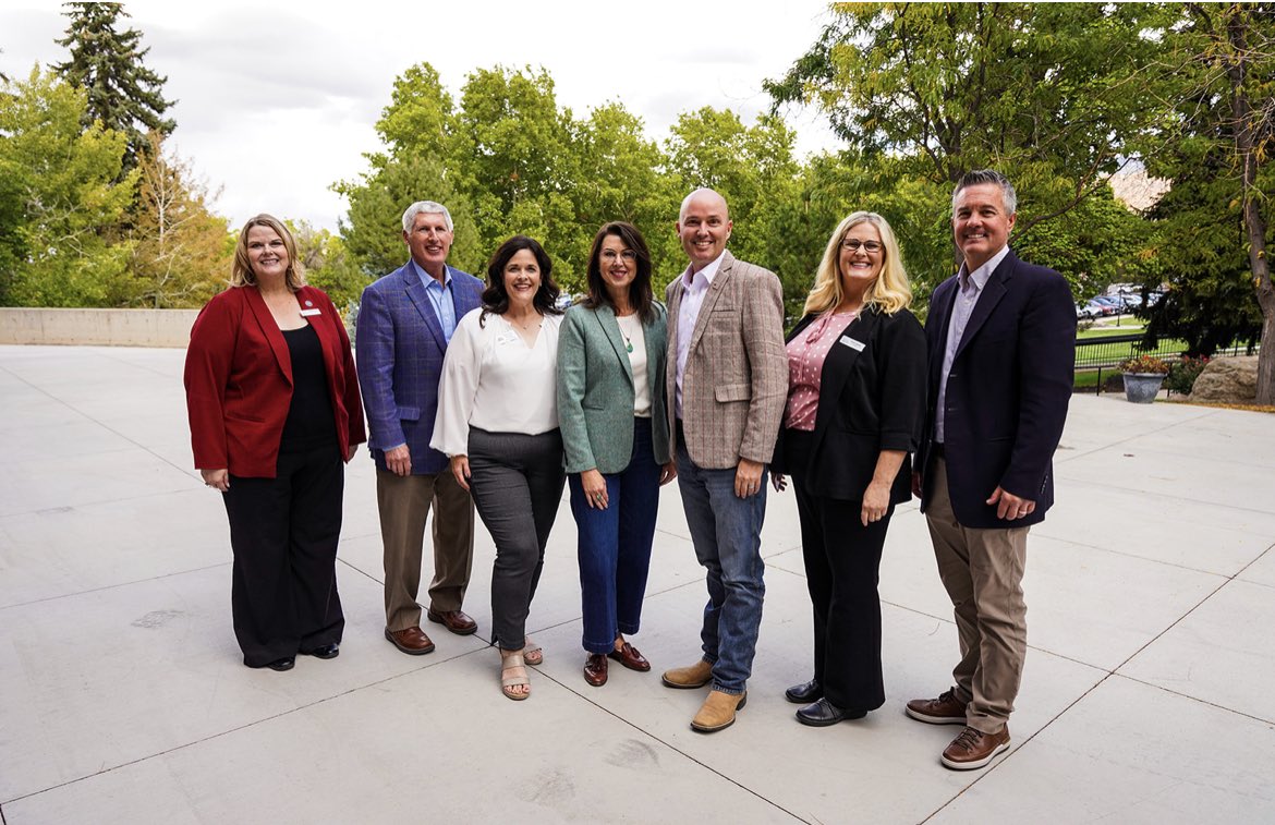 GovCox's tweet photo. We’re at the One Utah Summit in Cedar City! 

Looking forward to discussing the most important things in rural Utah and connecting with Utahns over the next few days. #OneUtah https://t.co/eN4tkr6rAx