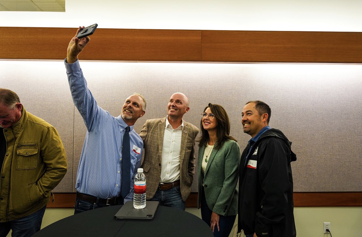 GovCox's tweet photo. We’re at the One Utah Summit in Cedar City! 

Looking forward to discussing the most important things in rural Utah and connecting with Utahns over the next few days. #OneUtah https://t.co/eN4tkr6rAx