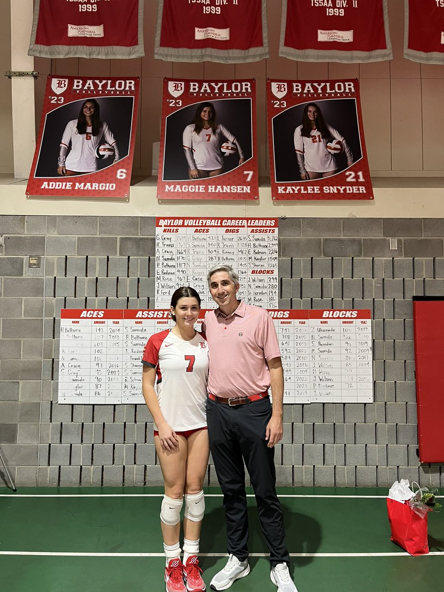 JimHansenPNC's tweet photo. Great night to be in @Chattanooga celebrating @baylorschool seniors.  The @baylorvb team is having a great season, GBR!  @RaiderReCap #GoBigRed #classof2024 https://t.co/fcbaPOJtyV
