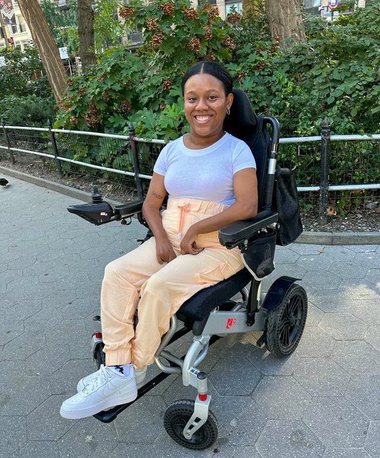 janiralisbeth's tweet photo. Live life on your own terms 🤍
Shirt: @RainbowShops
Sneakers: @Nike
Electric Wheelchair: @amazon
Pants: @AdoreMe #Gifted 🎁
Use Code... janiralisbeth19 For $$ Off
#JaniraObregon #Quotes #GoodVibes #MondayMood #Monday #Smile #AdoreMe #AMCreators #Nike #AirForce1 #AlwaysSmiling https://t.co/wUPTKvM2J8