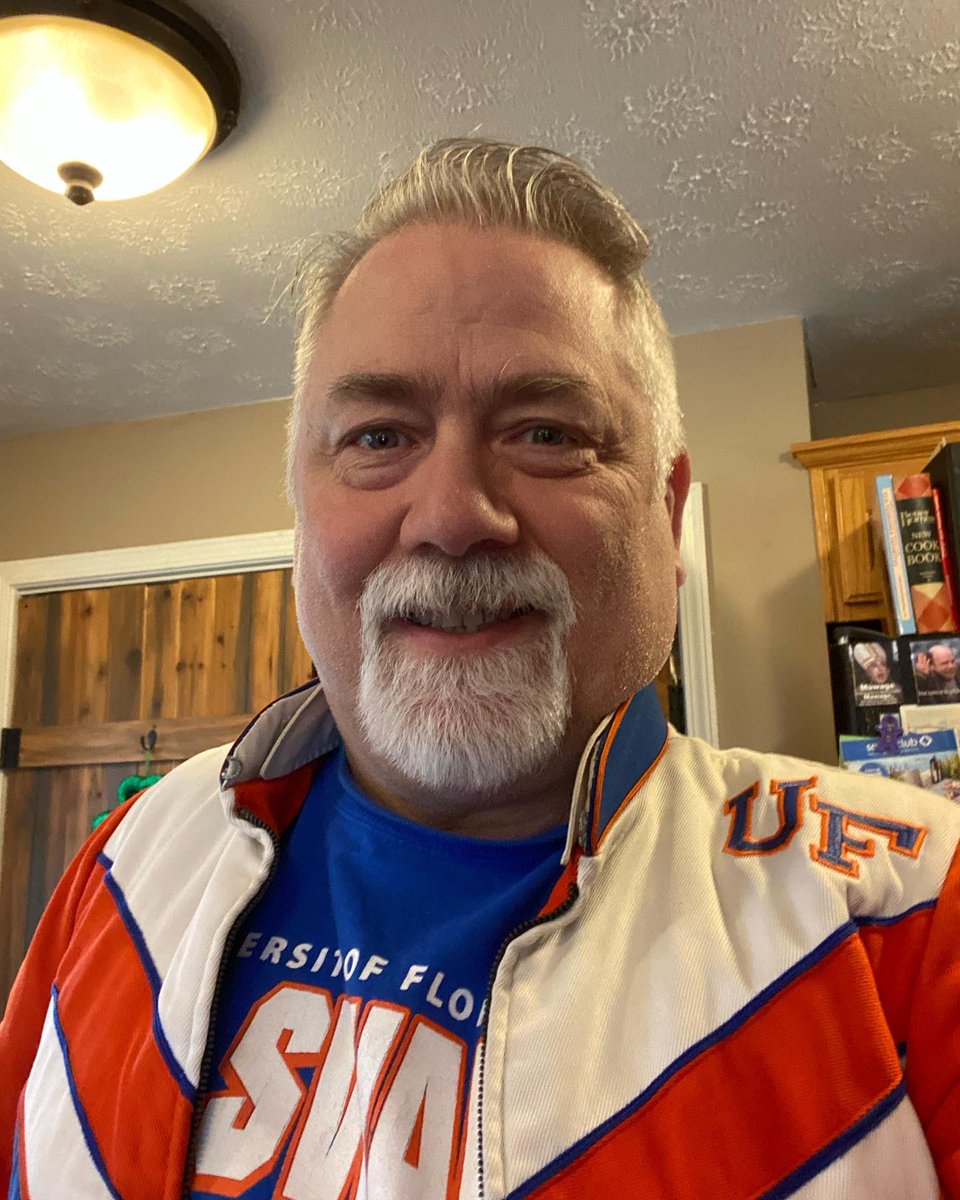 GatorBillMSU's tweet photo. So, I’m going to be at The Swamp on Saturday for Floridas game against Vandy. It has been 40 years since my #FirstFreshmanYear And I’m taking my kid Dr LilGatorBill with me. She has never been there for a game. This will be amazing.
Also of note: Vandys punter was my intern this summer. I’ve never harassed a punter before. I don’t even know how. 😂 but he’s a great guy, I hope he wins all the awards, but fails miserably in the Swamp
So, good times, good friends, hopefully good football.
And as always #GoGators #GoGreen #Gator4Life #Spartan4Life