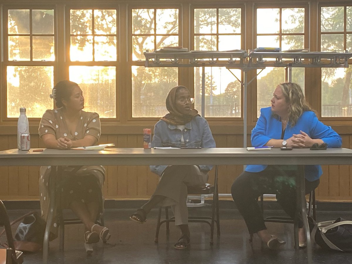 When you’re strategizing with your brilliant colleagues and the light hits just right 🌅. Proud to be leading this beautiful district with @emmagreenman and @ZaynabMMohamed.