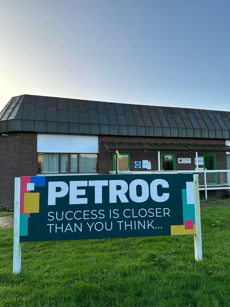 Chamber_Devon's tweet photo. Ready for this morning's #CountyConversations breakfast event at @PetrocOfficial's Tiverton Campus 🗣

Find out more 👇🏼

https://t.co/pBdm4Mwcxw

#connectgrowsucceed #peopleplanetpurpose #networking https://t.co/4h36w4aYsM