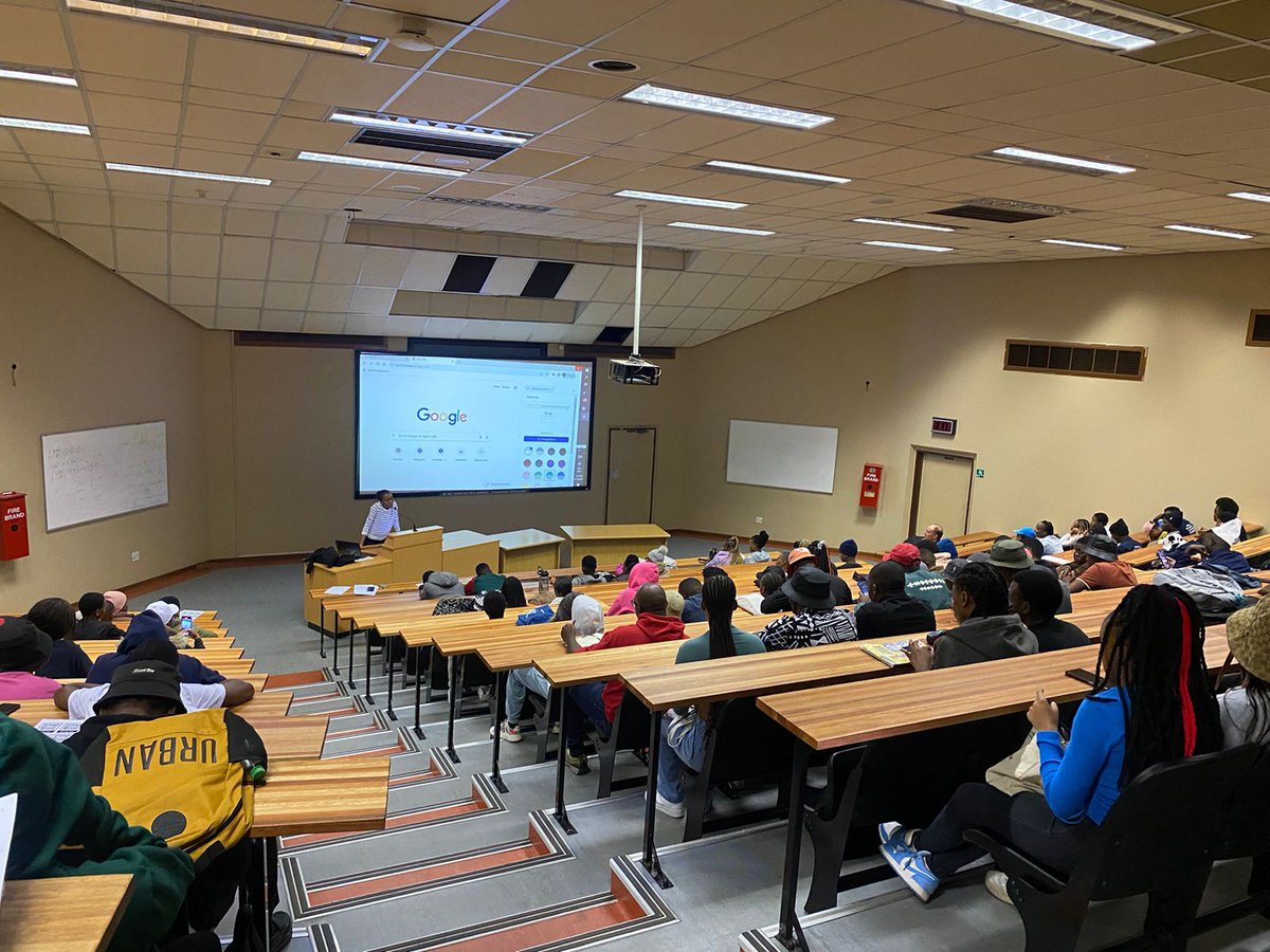 🎓In September, the University of Pretoria and the Tshwane University of Technology held panel discussions to raise awareness about, and rally  support for, the #CancelCoal campaign.

🔗Learn more about the campaign: africanclimatealliance.org/programmes/can…

#EndFossilFuels