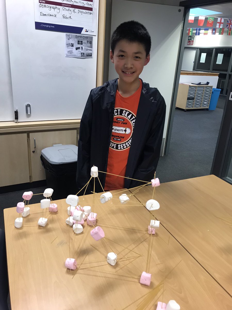 laurayee18's tweet photo. @MPSClass10 @MapplewellSch @DeltaDarton   28 September 2023 Darton Academy Open Evening! with my youngest boy Jeffery

My eldest boy Thomas have been brilliant walking us round the big school as a tour guide! 

We have enjoyed every minute while we were there. https://t.co/h6n0OOYH9j