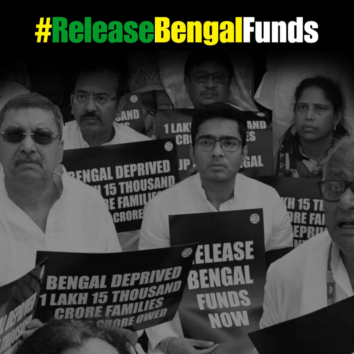 SankarC98709054's tweet photo. Unleashing armed forces and agencies on @AITCofficial leaders including women, cancelling train, denying permission for a peaceful sit-in at Raj Ghat, nothing can deter us from fighting for the rightful dues that our people have been deprived of since long.
 #ReleaseBengalFunds! https://t.co/NwNwCT8aWO