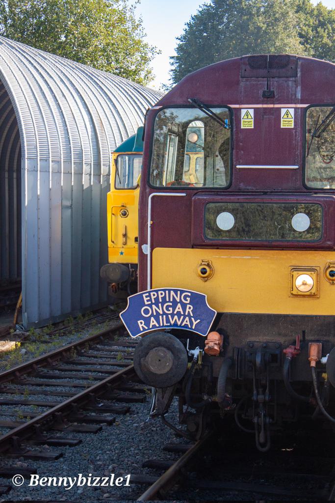 Bennybizzle1's tweet photo. Here's a #TwentyTuesday and a #TypeTwoTuesday mash up. A close study of 20227 and 31438 behind it. Won't be to everyone's taste but I enjoy photos like this with quirky views through the cab windows etc. Taken at the fantastic @eorailway. https://t.co/kKHVlmCfJg