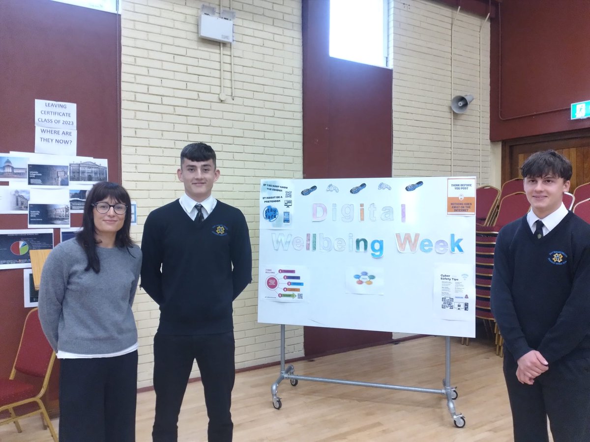 CollegeBenildus's tweet photo. The Sixth Year Spanish students took part in a number of debates about technology for Digital Literacy Week. They showed great skill and technique throughout. Well done boys! #digitalliteracyweek #technology https://t.co/9HGpOnp0Zd