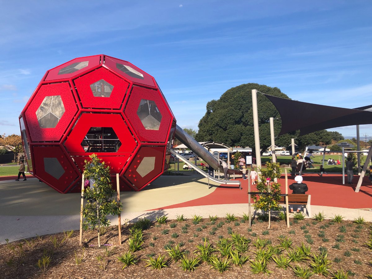 InfraBuild_Aust's tweet photo. Our branch in Adelaide played a role in the Polonia Reserve revitalisation, contributing CHS, RHS, and mild steel to support this community project.
The park provides a great space for all community members to enjoy.
#weareinfrabuild #CommunityUpgrade #steeldistribution https://t.co/SxljL0EtU4