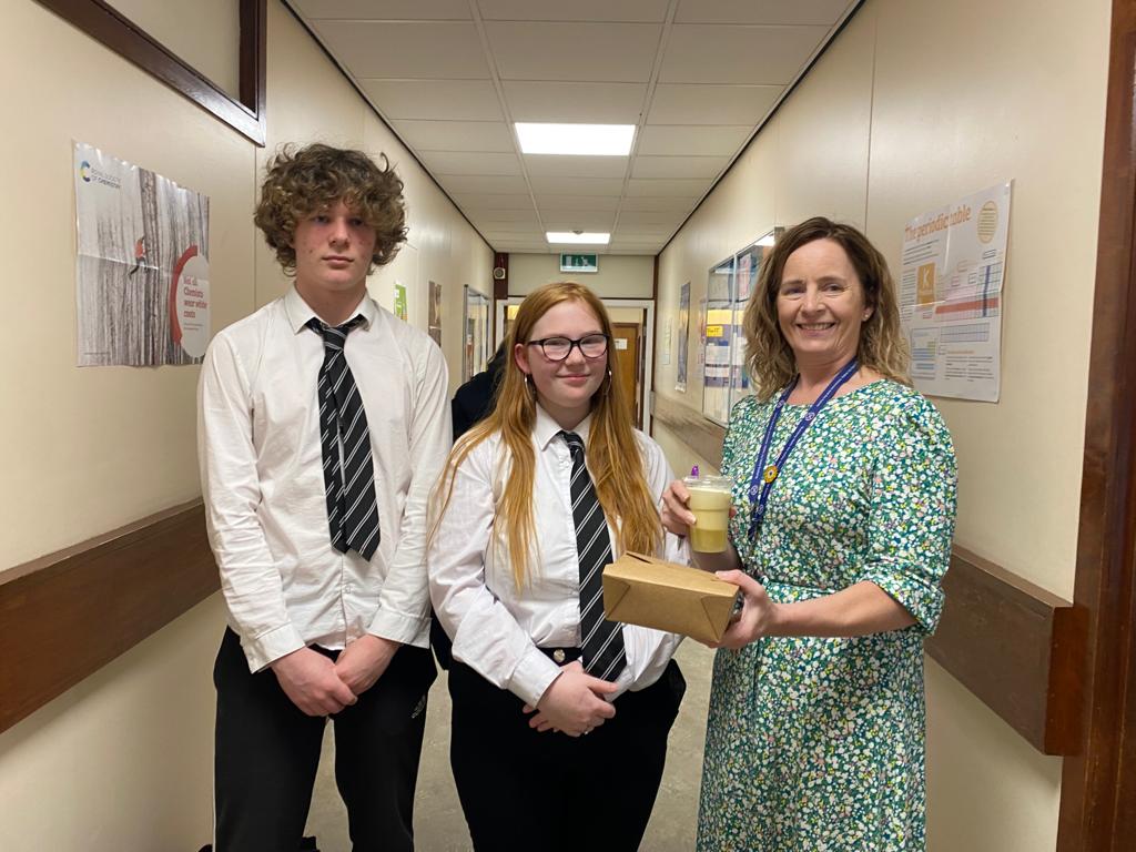 Fantastic work from our Level 5 Foundation Apprenticeship Hospitality pupils, as they completed their first Events assignment. Their afternoon tea boxes were delicious! 😋🍪 #buildingskills #employability #teamwork #yummy #foundationapprenticeships @Aberdeenshire