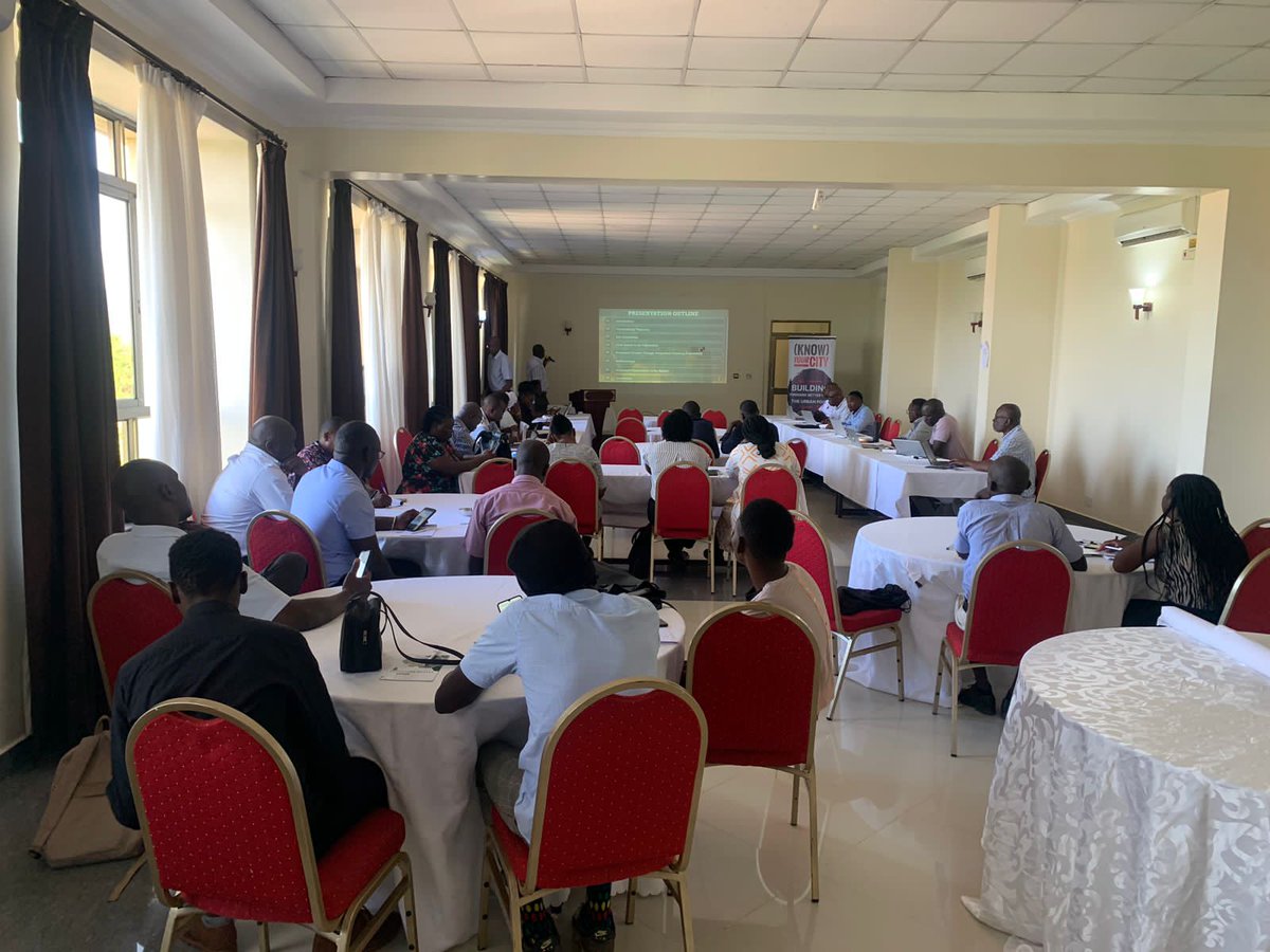 Omollojnr01's tweet image. Day 2 of multi stakeholders #VulnerabilityMapping validation. Today's focus is on climate risk adaptation framework aiming at developing strategies and policies to minimize negative impacts of climate change in the communities.
@Wanavijiji_sdi @WeAreVCA @sdi_net @CitiesAlliance