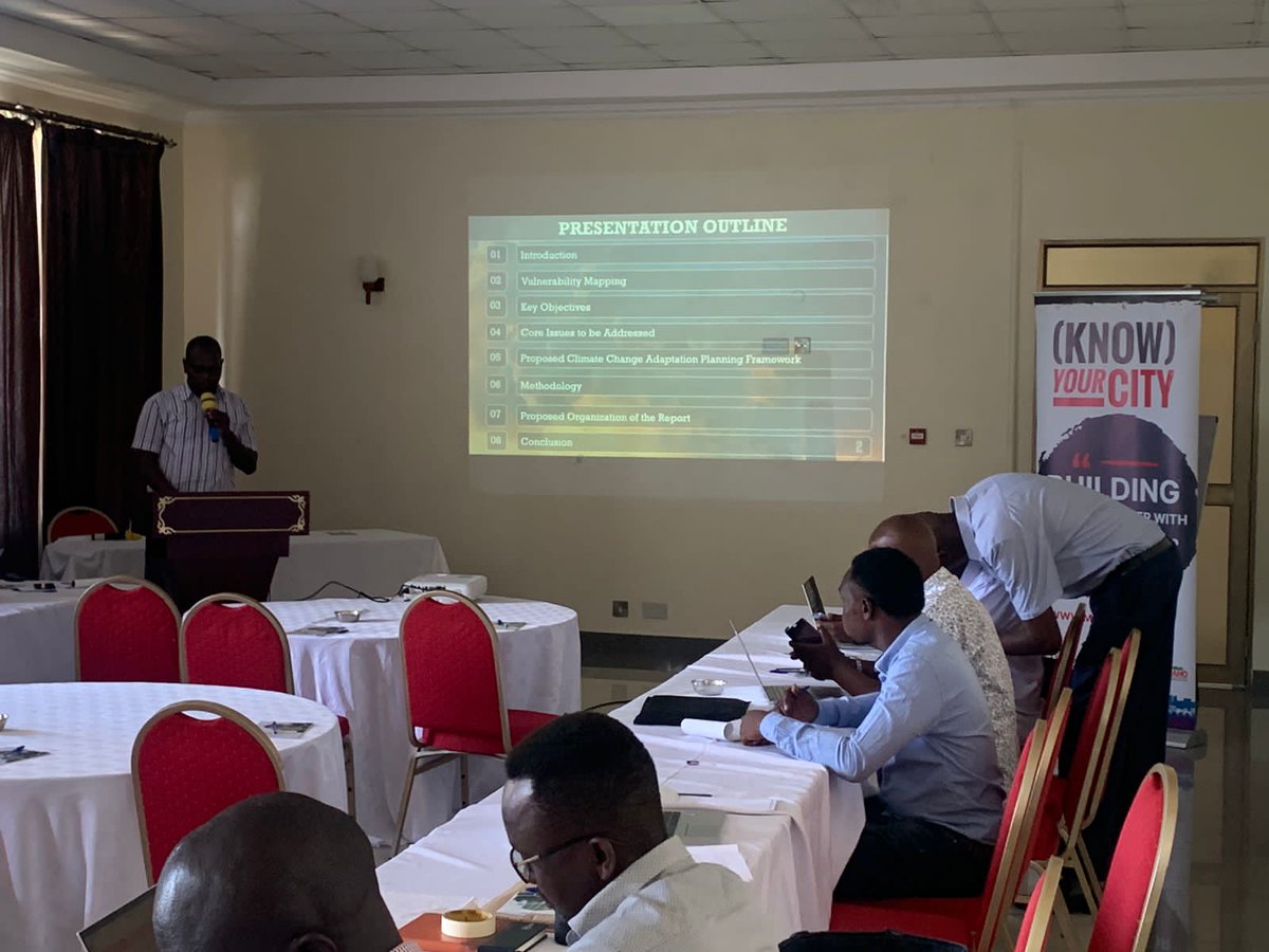 Omollojnr01's tweet image. Day 2 of multi stakeholders #VulnerabilityMapping validation. Today's focus is on climate risk adaptation framework aiming at developing strategies and policies to minimize negative impacts of climate change in the communities.
@Wanavijiji_sdi @WeAreVCA @sdi_net @CitiesAlliance
