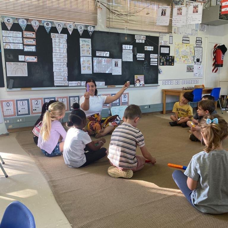 DebbsCarew's tweet image. Students are immersed in Maths and Maths language in the Story of Seven! Can we think of a different combination? How is this number composed? Let’s compose together ...

#teachingatWIS #IBYP #maths