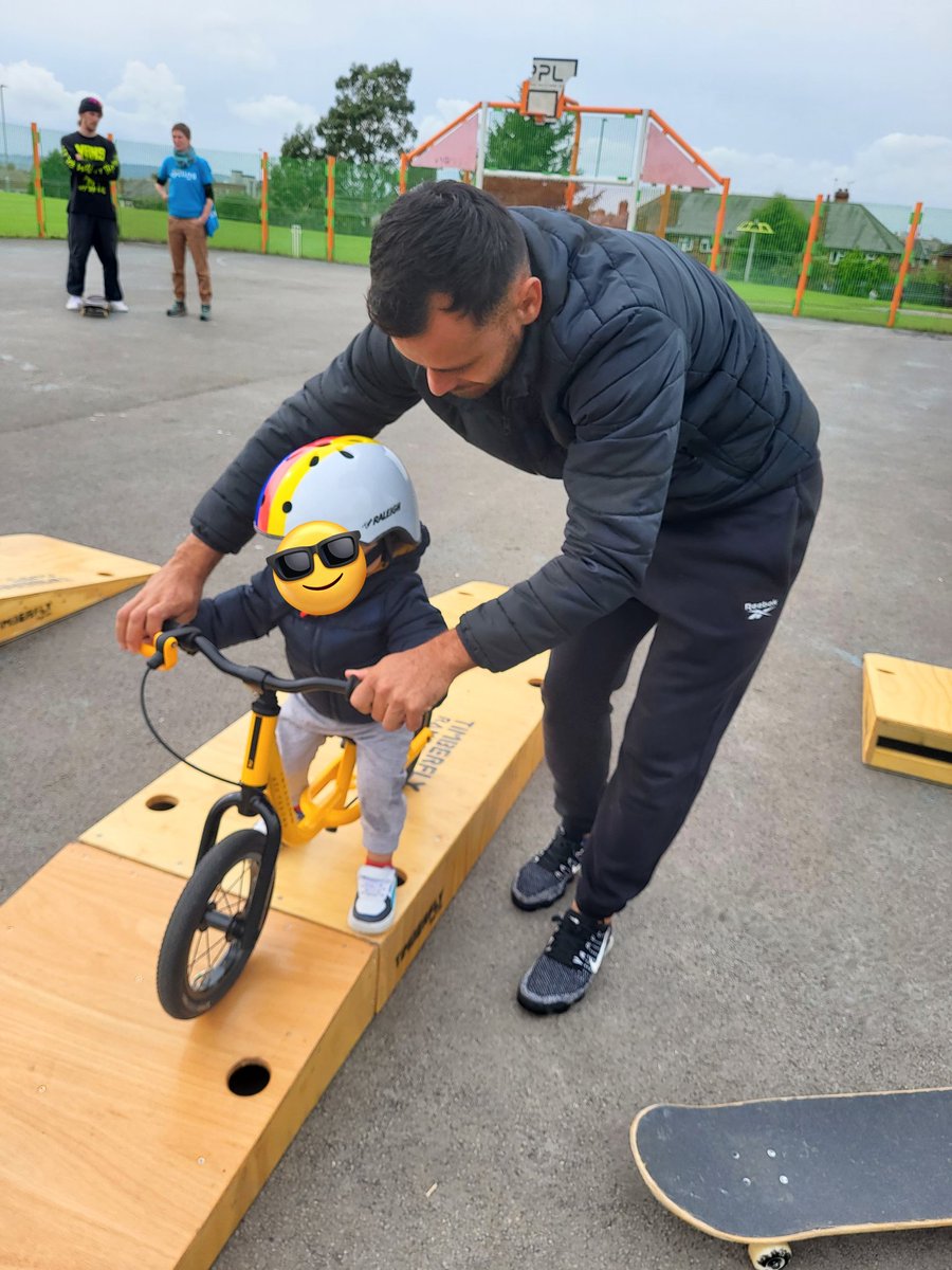 💭 Reflecting on the 'all things walking &amp; wheeling' event @ Nowell Mount Community Centre on Saturday.

✔️ Families out &amp; about, being active, enjoying time together, trying something new or developing their skills. 🥳 

Great to see so much enthusiasm towards 🚶‍♂️ 🚲 🛹  🚶‍♀️