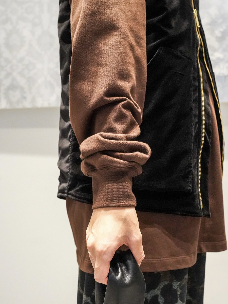 KETSUGEofficial's tweet photo. 重心低めのスタイリング

rickowens
OAMC
sagan vienna
petrosolaum https://t.co/WKK1dTgctS