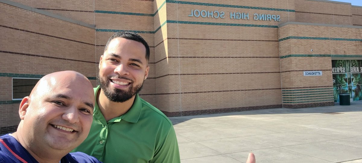Carlos C. Larios (@carlosclarios1) on Twitter photo Grateful for Sgt Lahar's visit 2 Mr. Larios' Business Management & Business Law Class! Inspiring future leaders 2 understand the power of effective communication. 💪📚🗣️ #BuildingSuccess #ThankYouSgtLahar <a href="/SPRINGHIGHLIONS/">Spring High School</a> <a href="/SpringISD_CTE/">SpringISD_CTE</a> <a href="/SISDCTEAdvisory/">Spring CTE Advisory Board</a> <a href="/SpringISD/">Spring ISD</a> <a href="/Mr_Officer713/">J. Lahar</a> Grateful for Sgt Lahar's visit 2 Mr. Larios' Business Management & Business Law Class! Inspiring future leaders 2 understand the power of effective communication. 💪📚🗣️ #BuildingSuccess #ThankYouSgtLahar <a href="/SPRINGHIGHLIONS/">Spring High School</a> <a href="/SpringISD_CTE/">SpringISD_CTE</a> <a href="/SISDCTEAdvisory/">Spring CTE Advisory Board</a> <a href="/SpringISD/">Spring ISD</a> <a href="/Mr_Officer713/">J. Lahar</a>