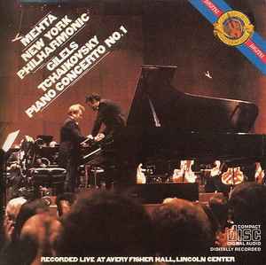 shostakovichian's tweet image. TESOROS DEL ARCHIVO (60)  
Piotr Ilich Tchaikovsky
Piano Concerto Nr. 1, Op. 23
Emil Gilels, Piano 
New York Philharmonic
Dir: Zubin Mehta. 
(CBS-SONY)  

#Tchaikovsky  #Discography #CDShelf #ReferenceRecording  #PianoConcerto