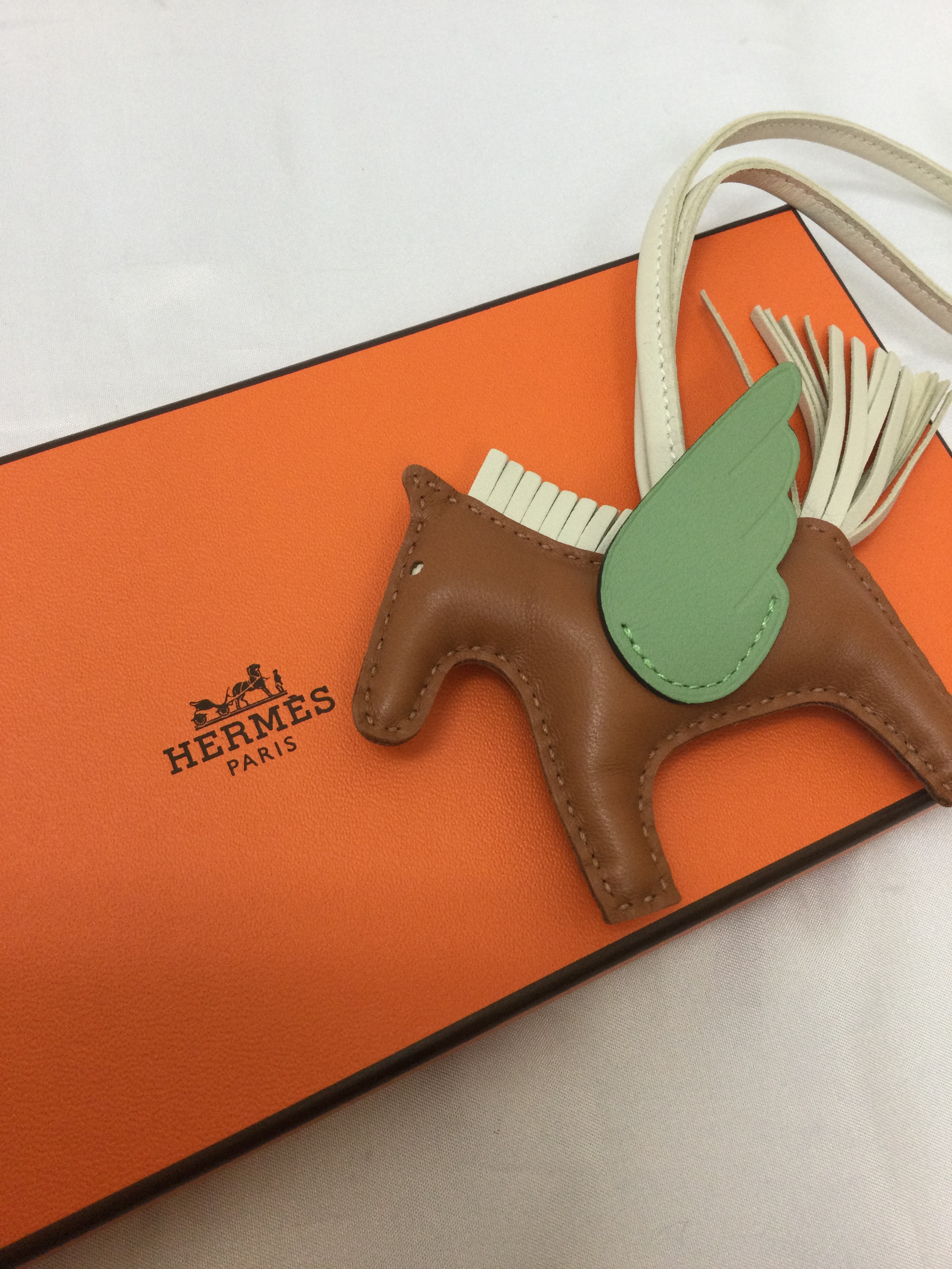 HERMES エルメス チャーム ロデオ 楽天市場】HERMES エルメス チャーム RODEO ロデオ PM