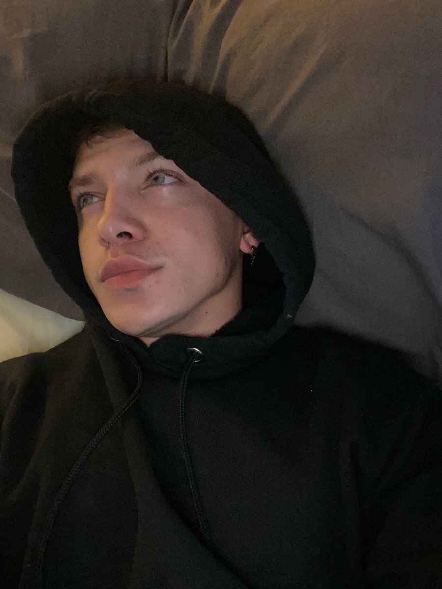 Benjaminezeq's tweet photo. My ass // my face 

More of my super spicy content 🌶️🤤🥵

https://t.co/IOEuxrznMW https://t.co/fnlvaU1Ksw