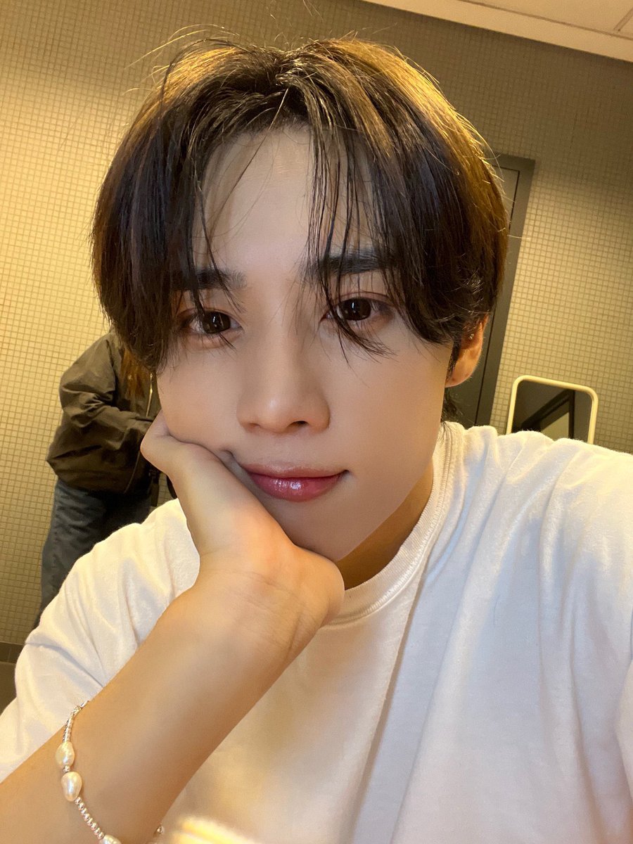 <a href="/TEAMSUNWOO/">𝙏𝙀𝘼𝙈-𝙎𝙐𝙉𝙒𝙊𝙊</a> ไฟ / @tailsjrxhyunjae / สเป