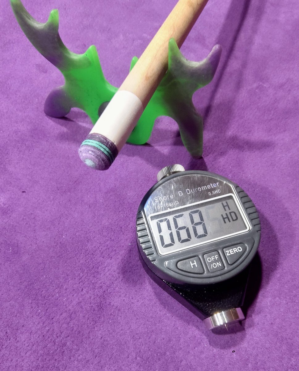 Riotipsus's tweet image. More Rio custom tips heading out. Hand made here in the USA. #poolcue #custompooltips #customcues #billiards #cuetip #apapool #MADEINUSA