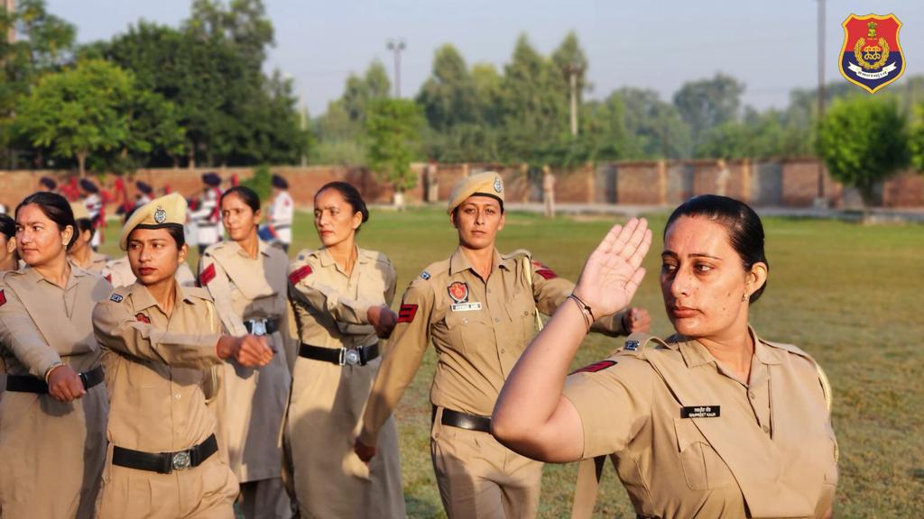 MuktsarPolice's tweet image. and motivated the Force to always put in their best in service of state and nation.

#GeneralParade       (2/2)