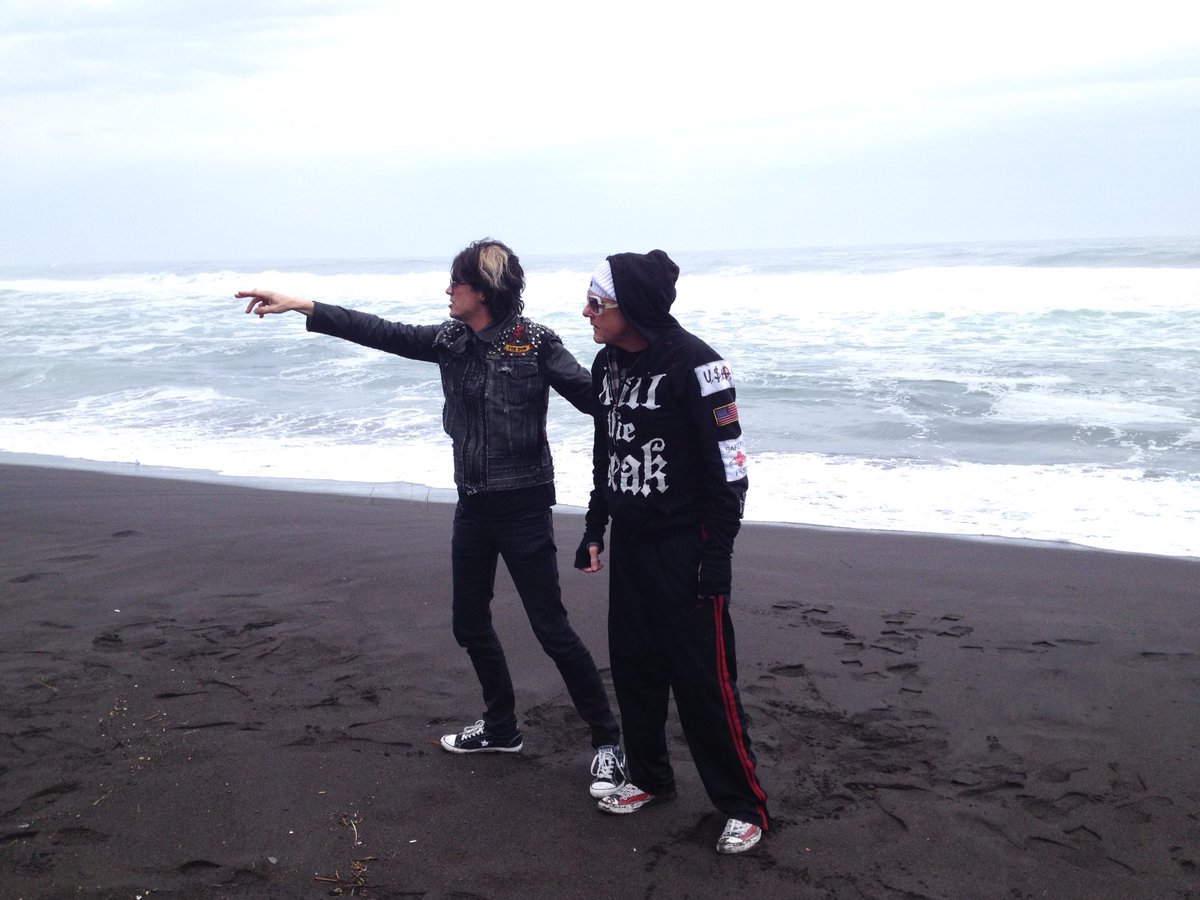 James Kottak tweet media